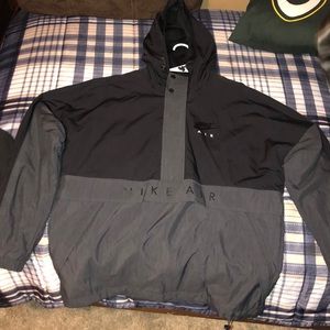 Nike air windbreaker